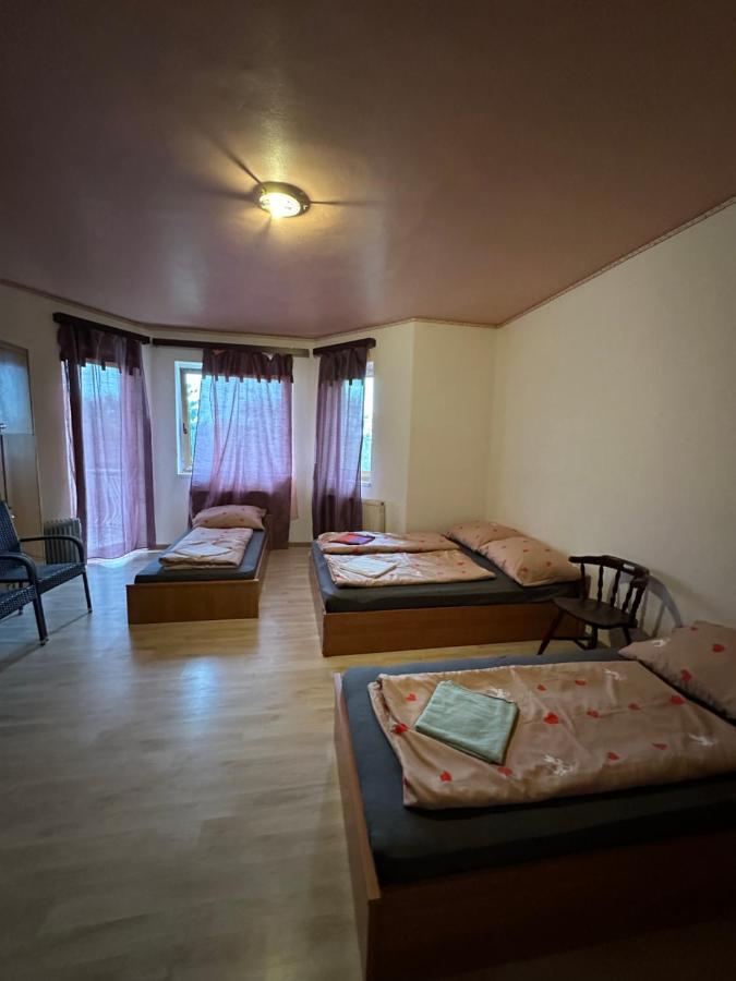Peregrino Vendégház Budaörs Exterior foto